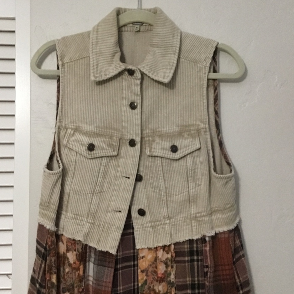 Vest/Duster - Picture 5 of 6